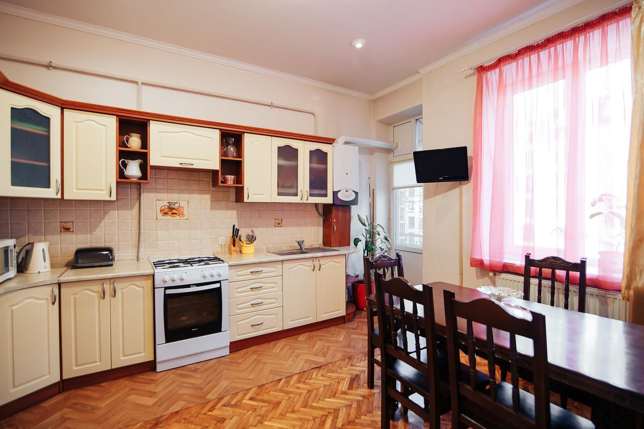ايفانو - فرانكيفسك Centreville Apartments المظهر الخارجي الصورة